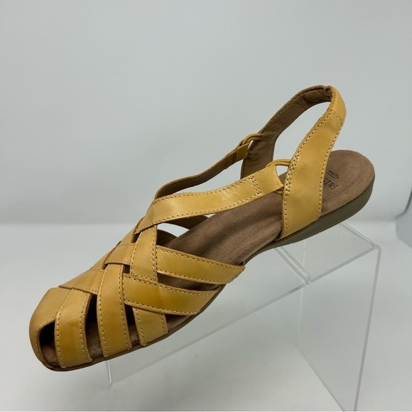 Earth Origins Berri Yellow Leather Woven Casual Round Toe Slip-on Sandal Size 12 - Picture 3 of 12